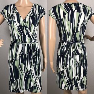 Bella Ella Boutique wrap dress Sz S